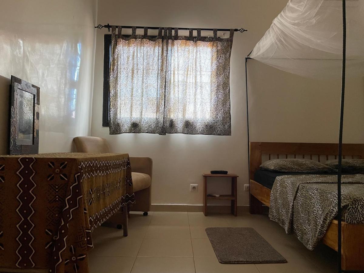 Chez Tata Eleonore Maison D Hotes Bed & Breakfast Ziguinchor Dış mekan fotoğraf
