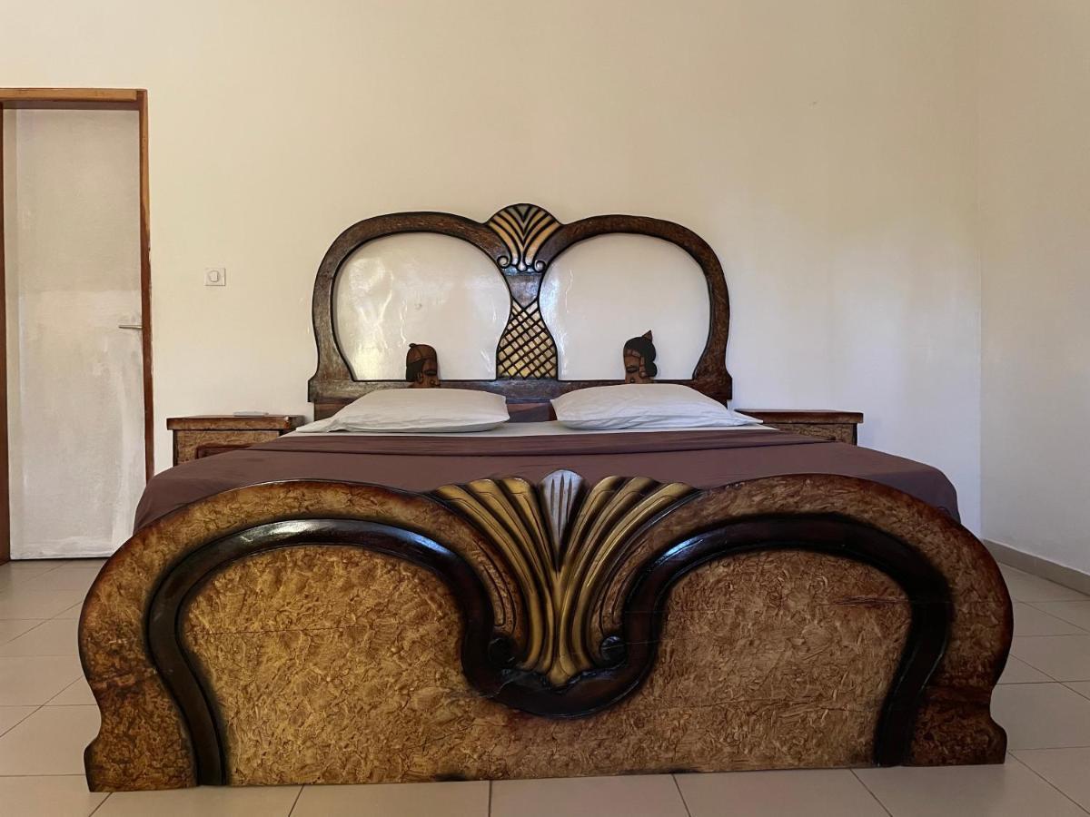 Chez Tata Eleonore Maison D Hotes Bed & Breakfast Ziguinchor Dış mekan fotoğraf