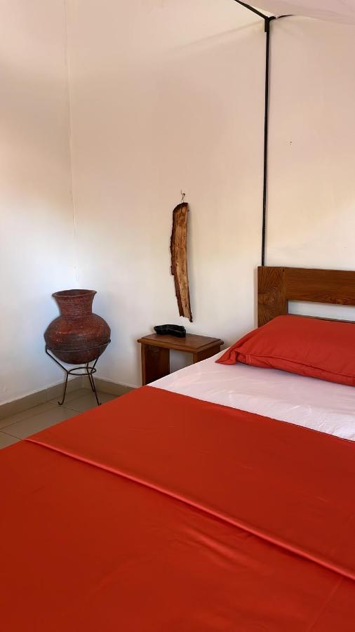 Chez Tata Eleonore Maison D Hotes Bed & Breakfast Ziguinchor Dış mekan fotoğraf