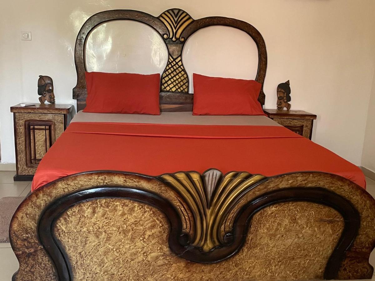 Chez Tata Eleonore Maison D Hotes Bed & Breakfast Ziguinchor Dış mekan fotoğraf
