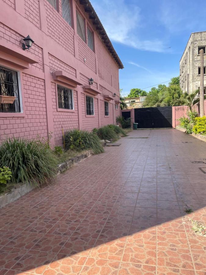 Chez Tata Eleonore Maison D Hotes Bed & Breakfast Ziguinchor Dış mekan fotoğraf