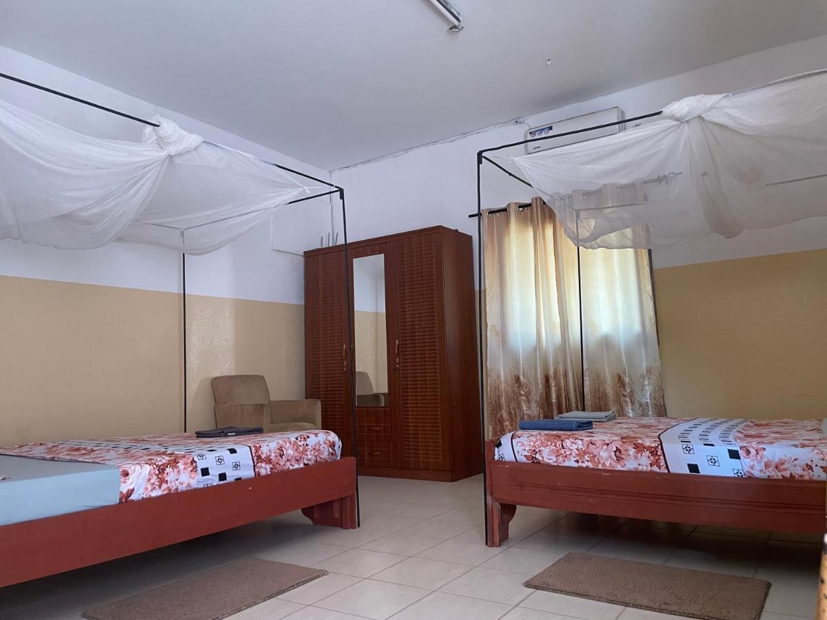 Chez Tata Eleonore Maison D Hotes Bed & Breakfast Ziguinchor Dış mekan fotoğraf